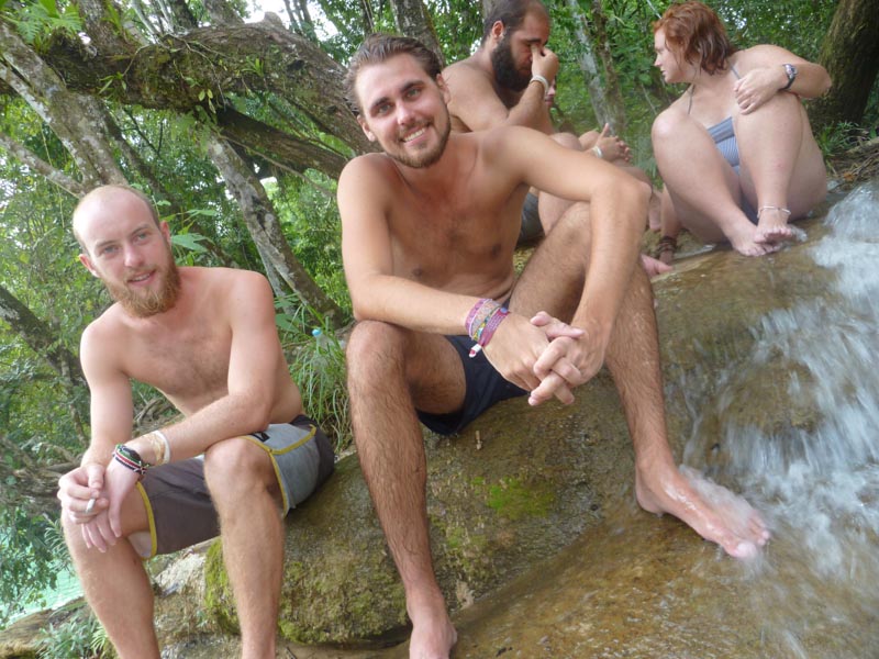 Konstantin und Adrian bei den Wasserfällen