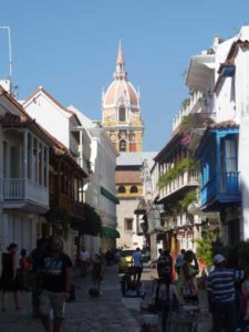 Kathedrale in Cartagena reiseblog südamerika alexgehtaufreisen.de
