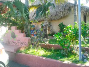 Hostel Johnny's Place in Monterrico
