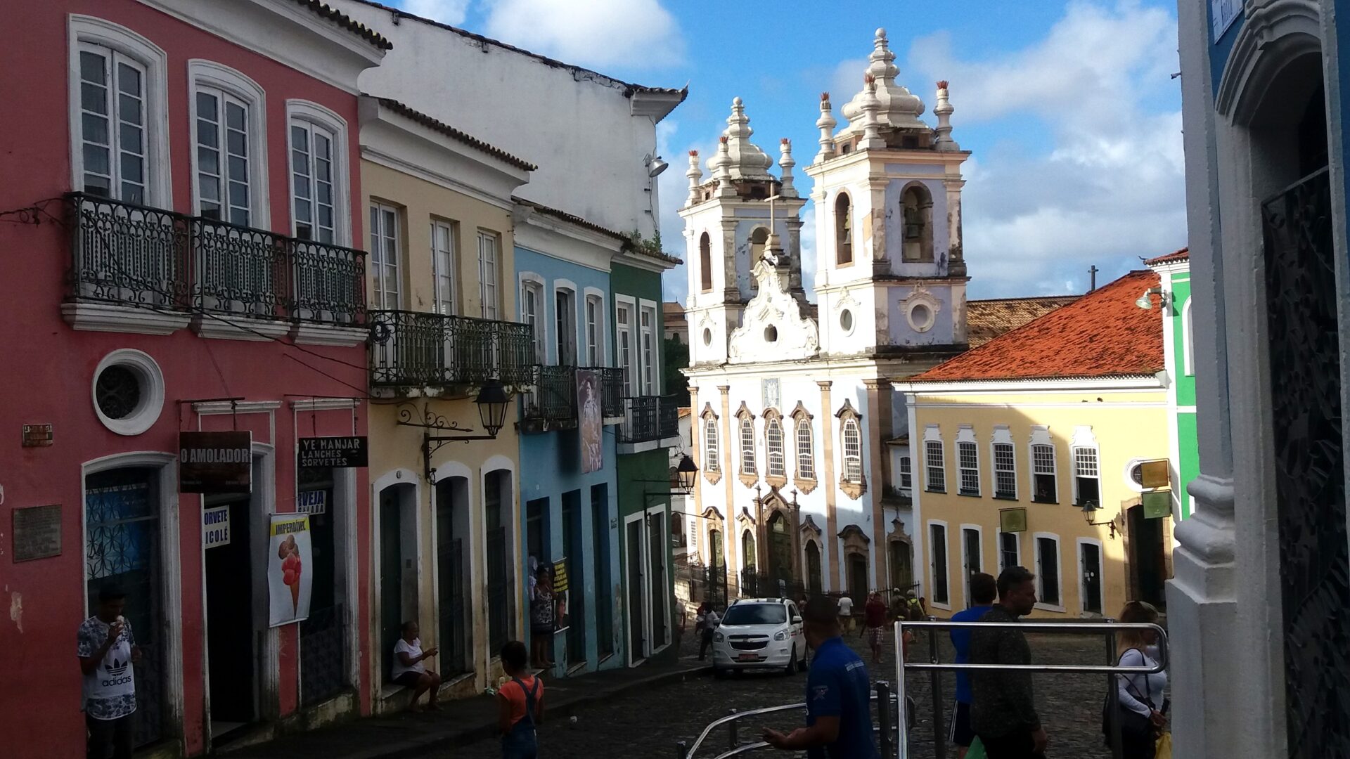 Blick auf die Kirche Nossa Senhora do Rosário